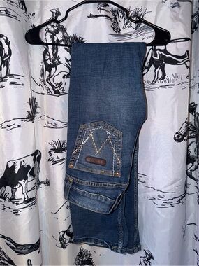 Wrangler Women’s Dark Blue Bootcut Jeans with Embroidered Pocket